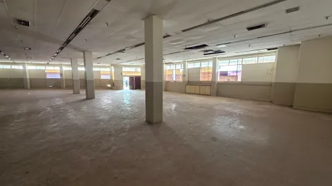 Mall @ Junction, Cnr Rose & Prairy Streets, Rosettenville has a 927m² Commercial OfficeRetail Space Available To Let (10)